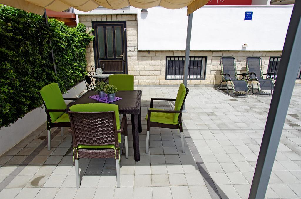 Apartments Armonia Podstrana Extérieur photo
